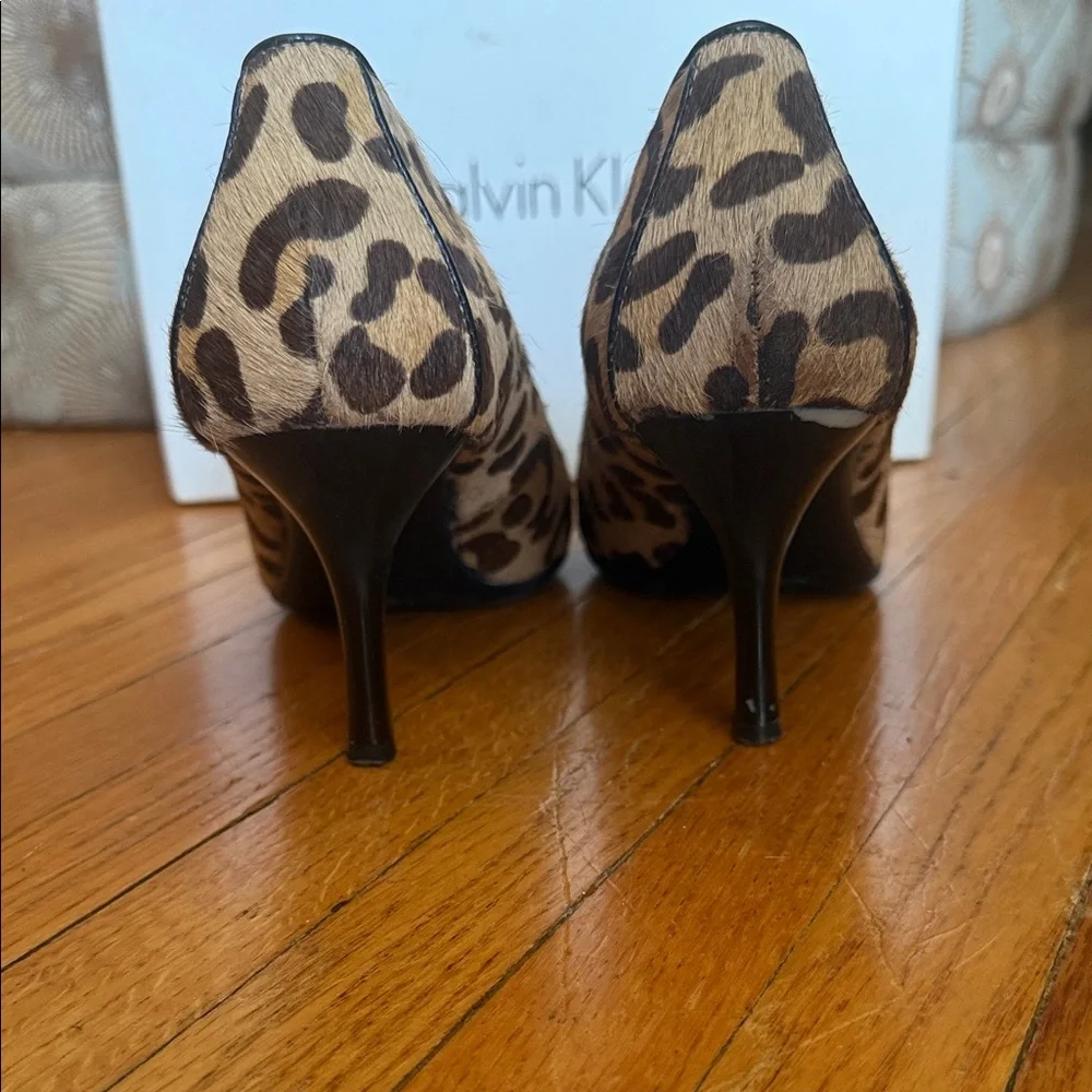 Calvin Klein Dolly Pony Hair Animal Print Women's Heels 8 - Picture 6 of 9